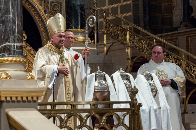 2024_03_28_olajszentelesi szentmise_106.jpg